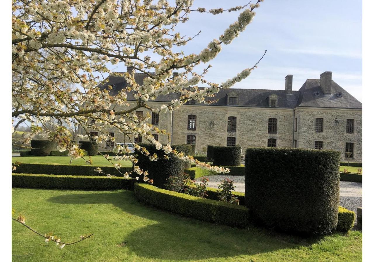 Chateau Du Bu Anctoville Exterior foto