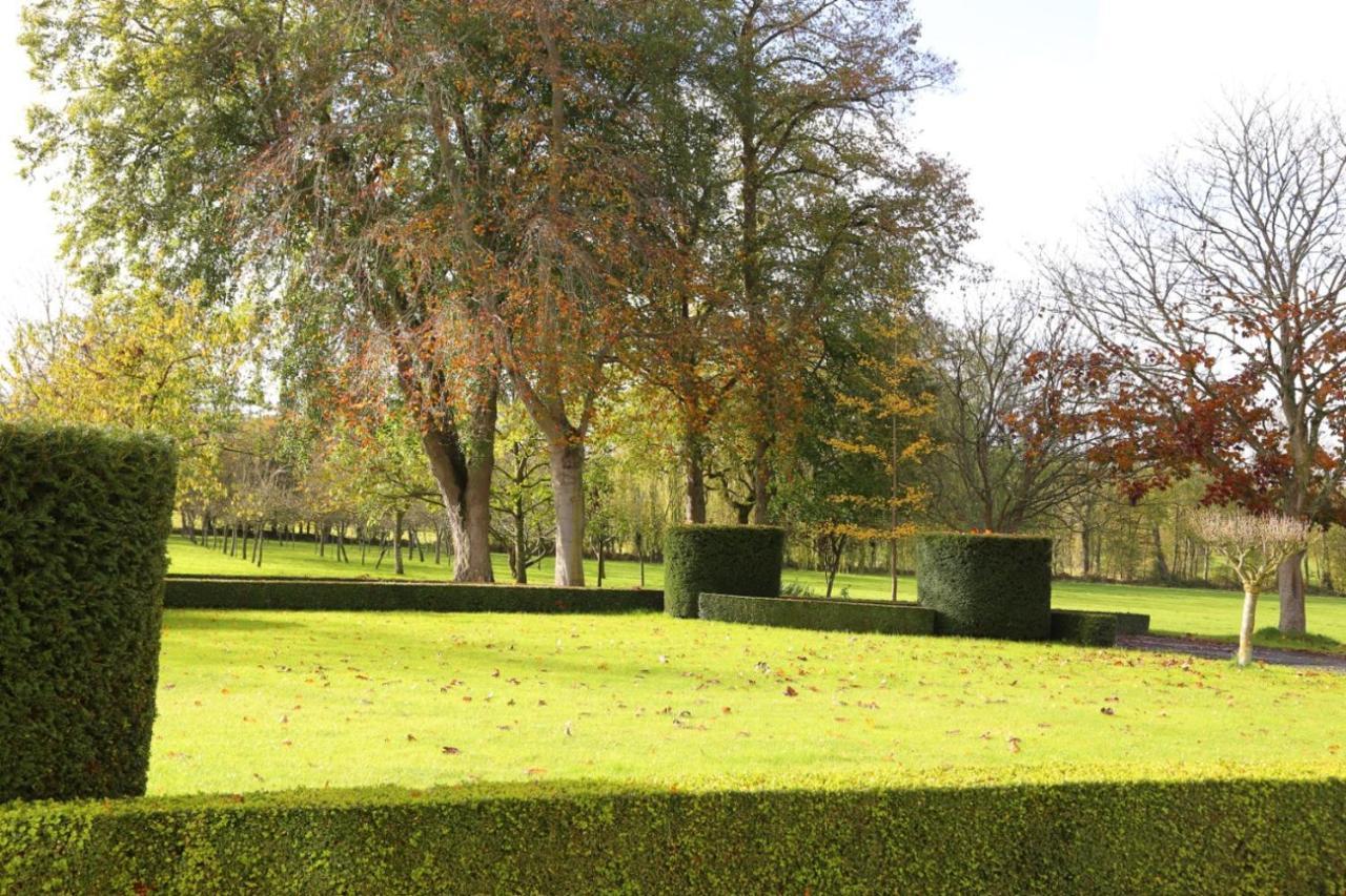 Chateau Du Bu Anctoville Exterior foto